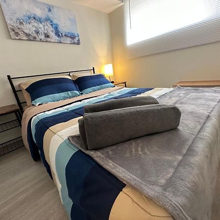 Comfy 2 Bedroom Near The Beach! Pickering Exteriör bild
